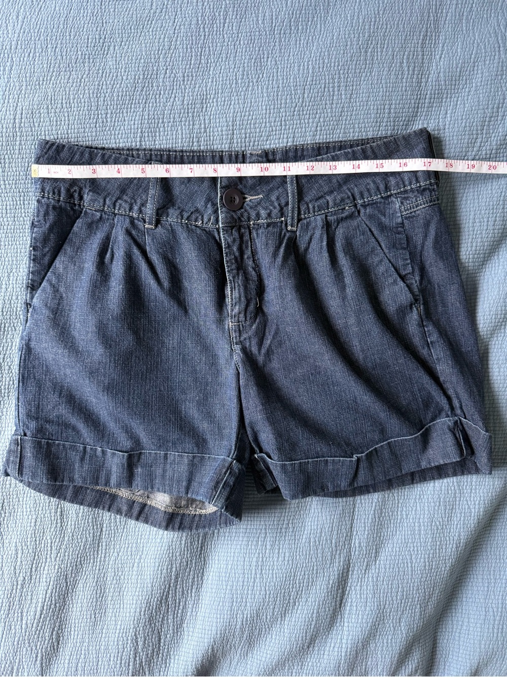 Lee Women's One True Fit Dark Denim Rolled-Hem Shorts